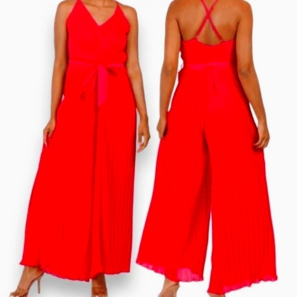 Beyond words wide legged jumpsuit women's size small